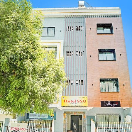 Hotel O Ssg Бопал Екстериор снимка